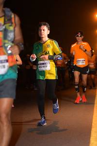 BIB: 4123
                            <button type="button" onclick="openModal(9886462)" class="btn btn-primary btn-sm float-right btn-popup" data-toggle="modal" data-target=".modal-high-quality">
                        <i class="fas fa-shopping-cart"></i> Add to Cart
                    </button>
                                            <button type="button" onclick="isThisMe(9886462, true)" class="btn btn-success btn-sm float-right btn-popup btn-isme hidden" data-toggle="tooltip" data-placement="bottom" title="นี่คือรูปของคุณใช่ไหม คลิกที่นี่เพื่อเอาเข้าอัลบั้ม">
                        <i class="fas fa-plus"></i> Add to album
                    </button>
                    <button type="button" onclick="isThisMe(9886462, false)" class="btn btn-warning btn-sm float-right btn-popup btn-isnotme hidden">
                        <i class="fas fa-ban"></i> Remove from album
                    </button>